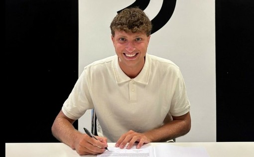 Calciomercato. Un nuovo portiere per la Cairese, preso dalla Juventus Simone Cat Berro Calciomercato. Un nuovo portiere per la Cairese, preso dalla Juventus Simone Cat Berro