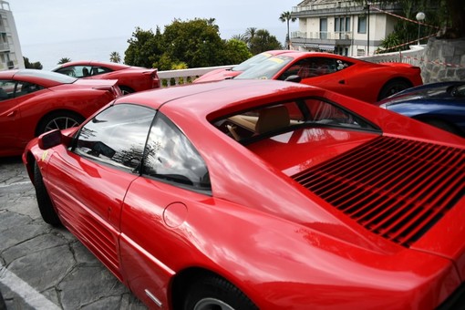 Motori: Al via a Sanremo la due giorni del Raduno Ferrari Club Passione Rossa. Il presidente Barone: “Onorati di essere qui” (video)