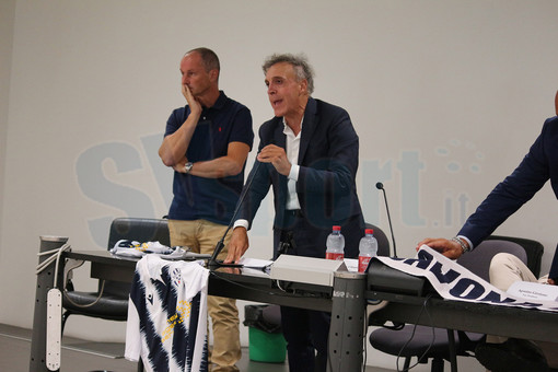 Calcio, Savona. Il presidente Cittadino annuncia dei tagli alla rosa: "Sconfitta con la Letimbro bruciante, il rendimento della squadra non è proporzionato agli investimenti" Calcio, Savona. Il presidente Cittadino annuncia dei tagli alla rosa: "Sconfitta con la Letimbro bruciante, il rendimento della squadra non è proporzionato agli investimenti"