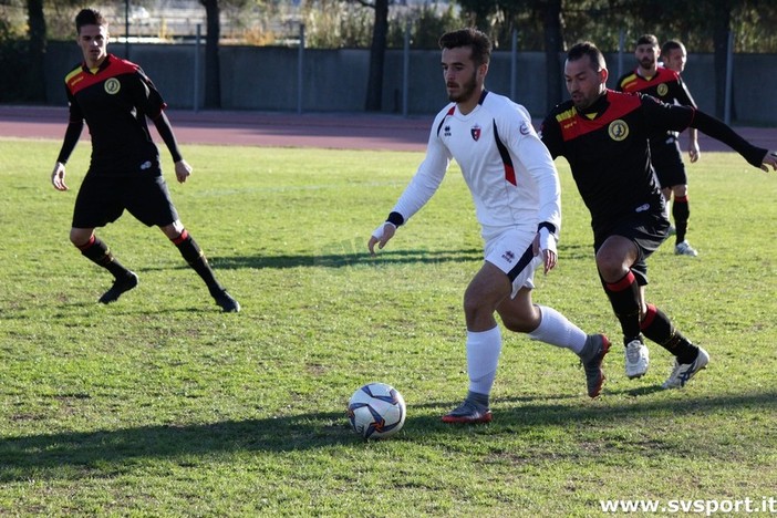 Calcio, Juniores di Eccellenza: pareggio di rigore tra Vado e Fezzanese, Lapperier risponde a Metalla