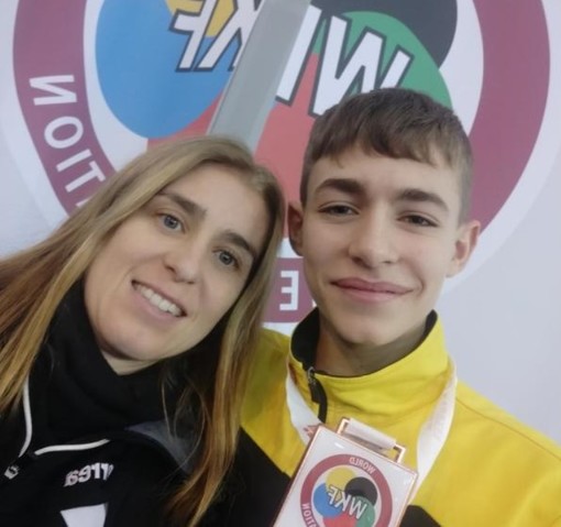 Karate Club Savona: Micol Genta e Tommaso Lorenzetti sono medaglia di bronzo alla Coppa del Mondo giovanile