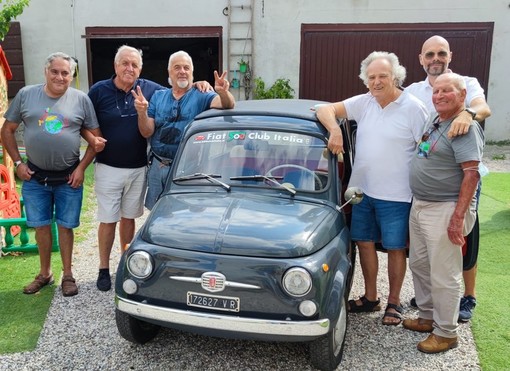 Manca spazio per conservare la vecchia Giardiniera del padre defunto: ci pensa il Fiat 500 Club d'Italia di Garlenda Manca spazio per conservare la vecchia Giardiniera del padre defunto: ci pensa il Fiat 500 Club d'Italia di Garlenda