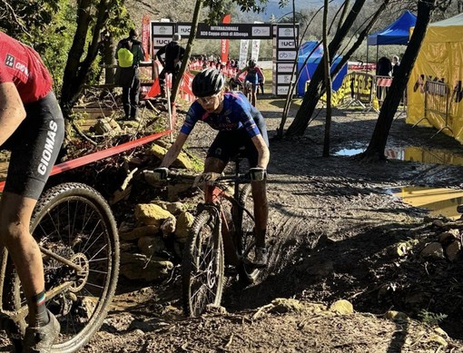 Mtb. Festa nel fango per i giovani campioni della Coppa Città di Albenga