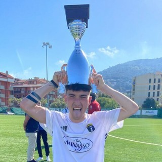 Calcio, Comiotto saluta l’Imperia e riparte dall’Oneglia, i nerazzurri tesserano l'argentino Lopez Petruzzi