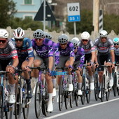 Milano-Sanremo 2026, modifiche alla viabilità a Savona per il passaggio della corsa