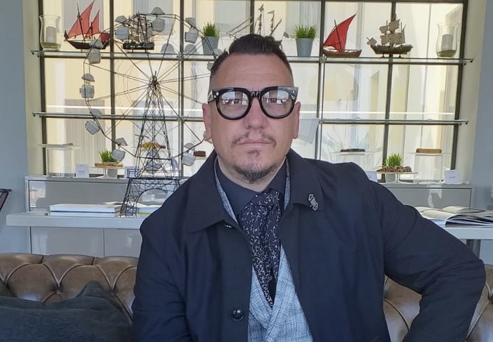 Vendita Imperia Calcio, Santarelli chiarisce: "Il mio ruolo è di rappresentanza, focus su sicurezza e infrastrutture" Vendita Imperia Calcio, Santarelli chiarisce: "Il mio ruolo è di rappresentanza, focus su sicurezza e infrastrutture"