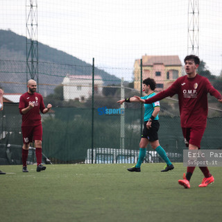 Calcio, Seconda Categoria. Bordighera e Veloce vicine al gran finale Calcio, Seconda Categoria. Bordighera e Veloce vicine al gran finale