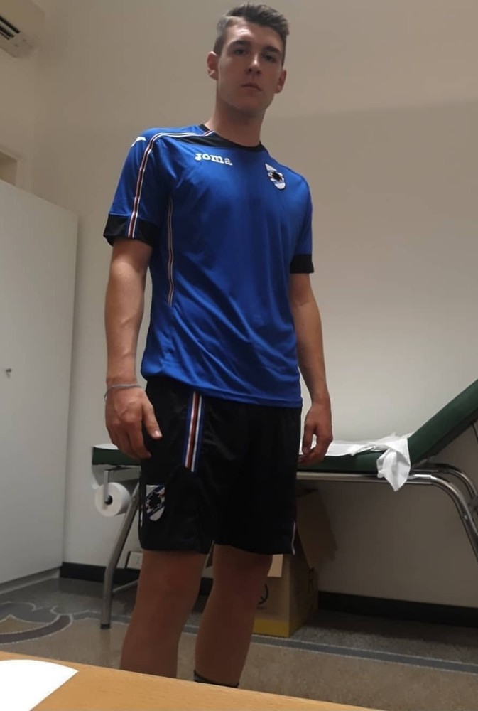 Calciomercato. La Sampdoria tessera il portiere alassino Nicolò Vaccarezza Calciomercato. La Sampdoria tessera il portiere alassino Nicolò Vaccarezza