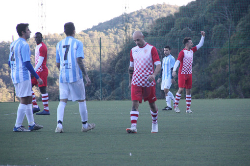 Calcio, Seconda Categoria B. La Spotornese rivuole la vetta solitaria, alle 21:00 l'anticipo con il Varazze B