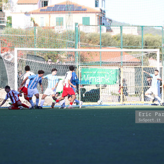 Calcio, Seconda Categoria. La sosta si avvicina, il programma nei gironi A e B Calcio, Seconda Categoria. La sosta si avvicina, il programma nei gironi A e B