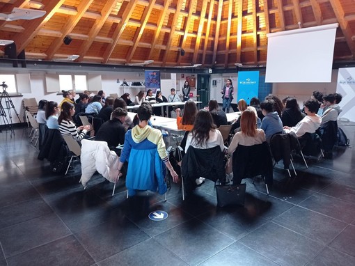 Genova vara il “Learning Program” di The Ocean Race, oltre 10.000 ragazzi coinvolti sui temi della sostenibilità