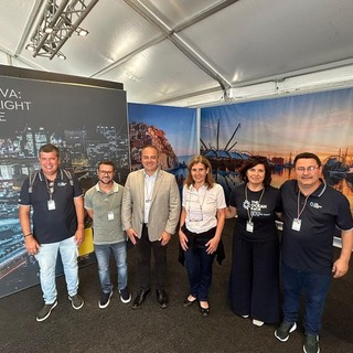 A Cape Town oltre 265 mila visitatori per The Ocean Race, al Pavilion di Genova i ragazzi delle township
