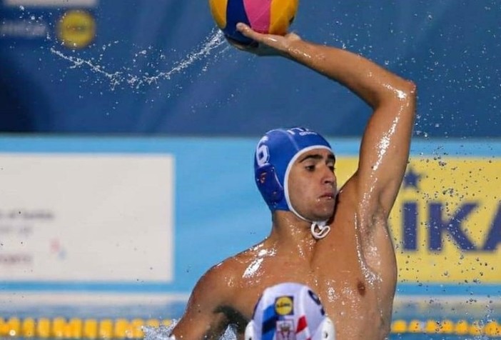 Pallanuoto. La Rari Nantes Savona annuncia un nuovo rinforzo, ha firmato l'attaccante mancino Alessandro Gullotta Pallanuoto. La Rari Nantes Savona annuncia un nuovo rinforzo, ha firmato l'attaccante mancino Alessandro Gullotta