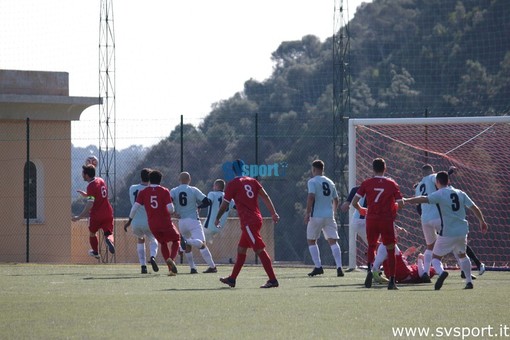 Calcio. Prima Categoria B: attesa per Vadese-Savona: biancoblu senza più margine di errore, debutto in panchina per mister Podestà Calcio. Prima Categoria B: attesa per Vadese-Savona: biancoblu senza più margine di errore, debutto in panchina per mister Podestà
