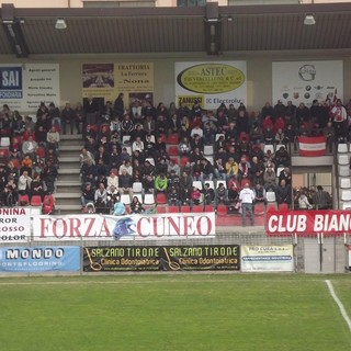 Calcio, Cuneo - Savona: gli Striscioni staccano la spina, i piemontesi rimontano e trovano la qualificazione ai supplementari Calcio, Cuneo - Savona: gli Striscioni staccano la spina, i piemontesi rimontano e trovano la qualificazione ai supplementari