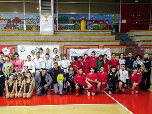 Raccolta fondi completata, il PalaQuiliano ha un nuovo defibrillatore!