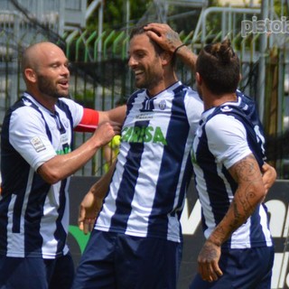 L'esultanza di Sanna, tornato al gol