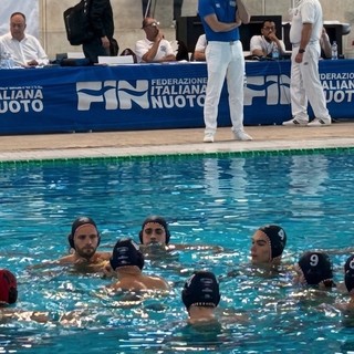 Pallanuoto | La Rari Nantes Savona rientra da Napoli con una vittoria, Canottieri superata ai rigori