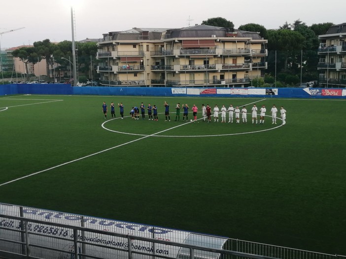 Calcio. Subito ritmo e idee per Pietra e Imperia: i nerazzurri vincono 3-1 nell'allenamento congiunto del "Devincenzi"