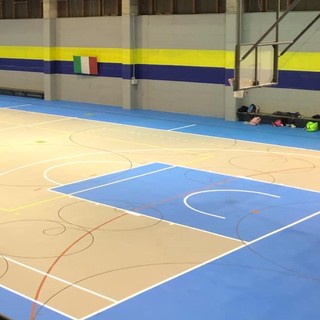 Cairo, lavori per il rifacimento del fondo del palazzetto dello sport: fine del contenzioso