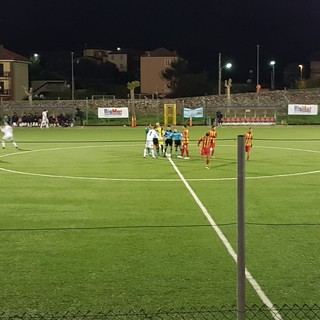 Calcio, Coppa Italia di Eccellenza. Al Finale basta un tempo per mandare al tappeto il Pietra: a Quiliano è 2-0