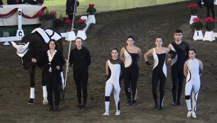 Grandi successi per l’A.S.D. Le Perle Nere di GiuEle ai Campionati Italiani di volteggio equestre