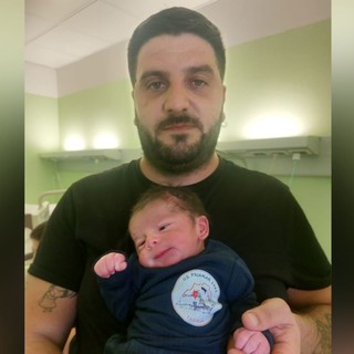 Priamar. Cicogna rossoblu per il ds Graziano, è nato Edoardo!