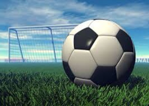 Calcio, Tornei giovanili: il Trofeo Caravella spegne 32 candeline Calcio, Tornei giovanili: il Trofeo Caravella spegne 32 candeline