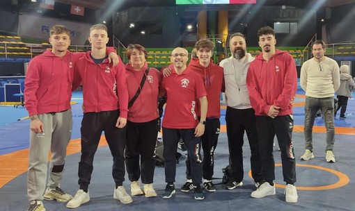 Portuali Lotta Savona. Una grande prova ai Campionati Italiani Under 20, medaglia di bronzo per Riccardo Crimi Portuali Lotta Savona. Una grande prova ai Campionati Italiani Under 20, medaglia di bronzo per Riccardo Crimi