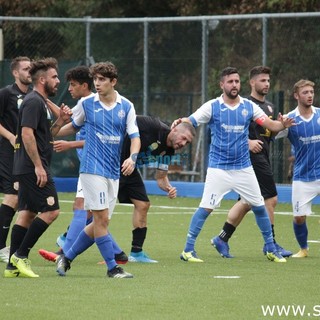 Calcio. Promozione A: il derby Soccer Borghetto-Ceriale infiamma il ponente, Legino e Bragno testano le due battistrada Voltrese e Serra Riccò
