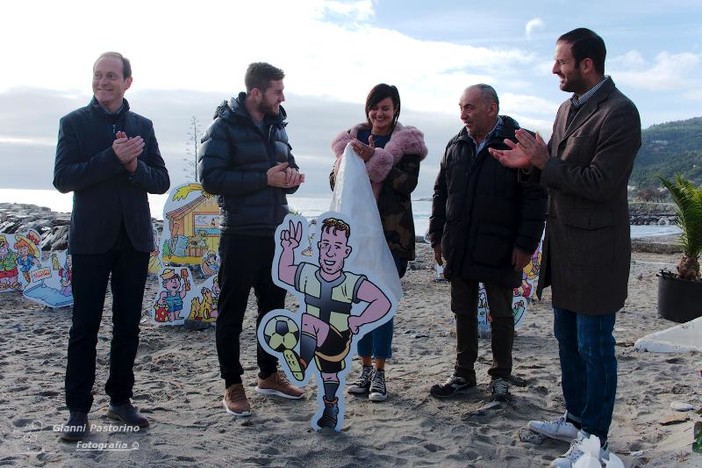 Calcio. Riccardo Gagliolo non dimentica l'Andora, al via una sponsorizzazione a sostegno del club biancoblu Calcio. Riccardo Gagliolo non dimentica l'Andora, al via una sponsorizzazione a sostegno del club biancoblu