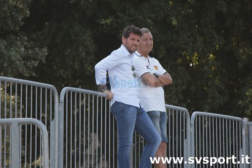 Calcio, Finale il ds Peluffo non si lascia distrarre dal Varese: "Pensiamo ad Albenga e Canelli, ai lombardi auguriamo di risolvere i propri problemi al più presto" Calcio, Finale il ds Peluffo non si lascia distrarre dal Varese: "Pensiamo ad Albenga e Canelli, ai lombardi auguriamo di risolvere i propri problemi al più presto"