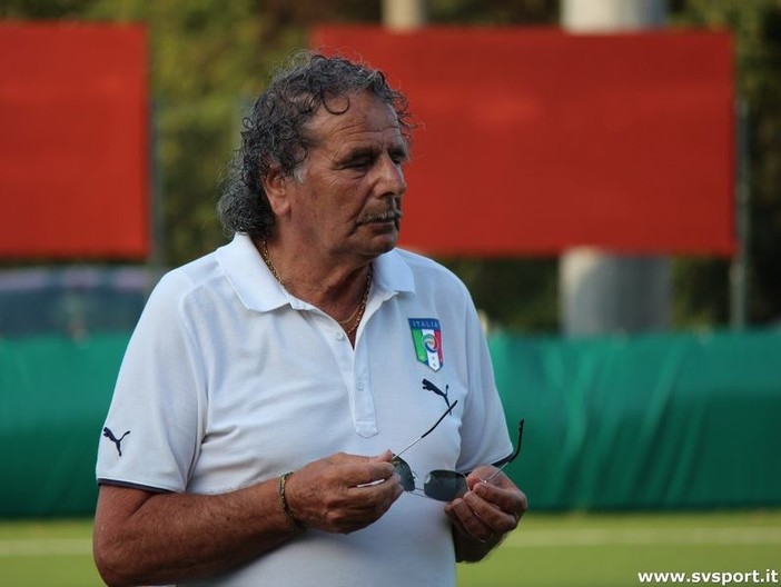 Calcio, Olimpia Carcarese. Umore agrodolce per Pizzorno: "Felici per la gestione del Corrent, ma il bando è stato mal impostato" Calcio, Olimpia Carcarese. Umore agrodolce per Pizzorno: "Felici per la gestione del Corrent, ma il bando è stato mal impostato"