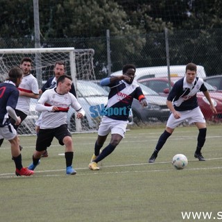 Calcio. Prima Categoria A e B. Carcarese per allungare ancora, si accende il testa a testa tra Savona e Sampierdarenese: il programma odierno