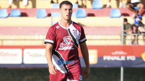 Calciomercato. Rossi e Massa tornano all'Imperia, terminato il prestito al Pontelungo