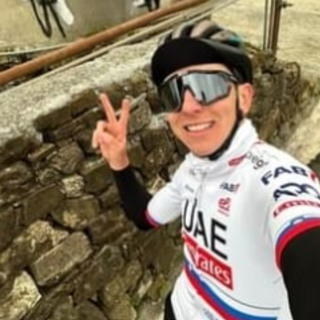 Via alla Milano - Sanremo! Pogačar sfida Van der Poel, la Classicissima parlerà di nuovo straniero?