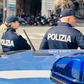 Carne, salumi e cibo rubati al supermercato in cambio della droga: 35enne denunciato a Savona