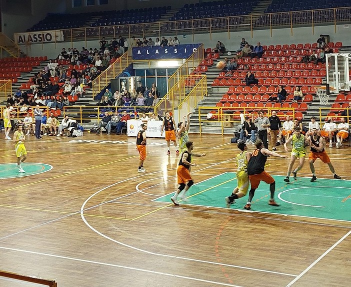 Pallacanestro Alassio, Gara uno ok per il team di Serie D, otto impegni per le leve giovanili Pallacanestro Alassio, Gara uno ok per il team di Serie D, otto impegni per le leve giovanili