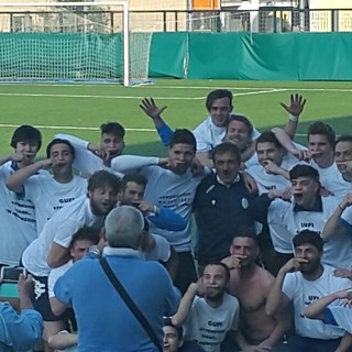 FOTONOTIZIA: PIETRA LIGURE CAMPIONE! I BIANCAZZURRI PROMOSSI IN PROMOZIONE! FOTONOTIZIA: PIETRA LIGURE CAMPIONE! I BIANCAZZURRI PROMOSSI IN PROMOZIONE!