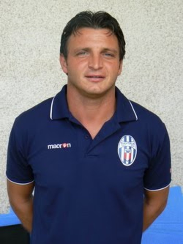 Raffaele Giglio con la maglia del Savona Raffaele Giglio con la maglia del Savona