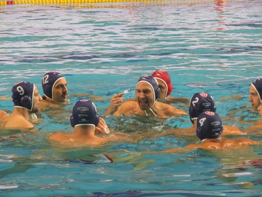 Rari Nantes, capitan Rizzo guarda già al futuro dopo il ko in finale di Len Euro Cup: "Un punto di partenza, questa squadra merita di tornare nell'elite della pallanuoto" (VIDEO)
