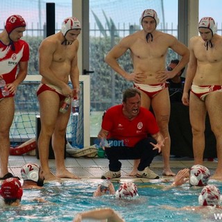 Pallanuoto. La R.N Savona batte la De Akker Bologna 12-9, i biancorossi sfondano solo nell'ultimo quarto
