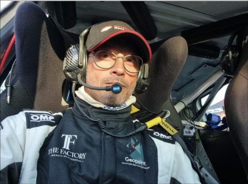 Mattia Pastorino al Rally di Sardegna, il copilota savonese al fianco di Marc Dessì