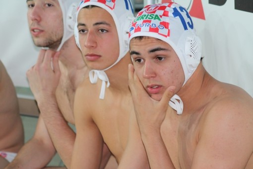 Pallanuoto: Rari, buona la prima, superata la Promogest Cagliari 10-5 Pallanuoto: Rari, buona la prima, superata la Promogest Cagliari 10-5