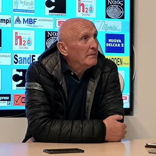 Calcio. Mister Rino Lavezzini riparte dalla Serie D: è il nuovo allenatore del Ghiviborgo
