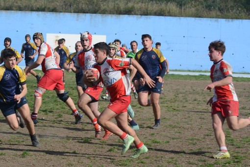 Savona Rugby in chiaro scuro. Bene l'Under 18, Prima Squadra sottotono a Ivrea Savona Rugby in chiaro scuro. Bene l'Under 18, Prima Squadra sottotono a Ivrea