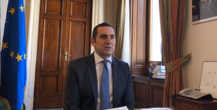 Dall'abolizione del vincolo sportivo alla tutela per i lavoratori. Il Ministro Spadafora presenta la nuova riforma dello sport (DIRETTA LIVE)
