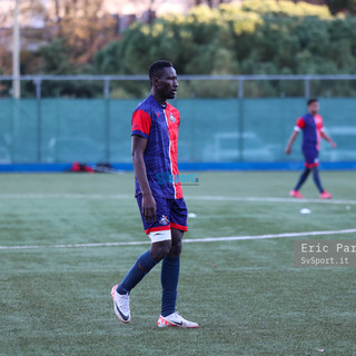 Djibril Pare, autore del gol del momentaneo vantaggio rossoblù