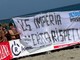 Lo striscione esposto dai tifosi in occasione del torneo internazionale  di beach soccer alla Marina