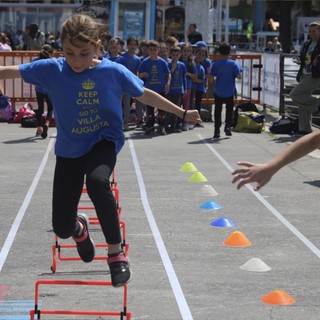 Brillano le “Stelle nello Sport” al Porto Antico di Genova Da venerdì a domenica 3 giorni "stellari" alla Festa dello Sport Brillano le “Stelle nello Sport” al Porto Antico di Genova Da venerdì a domenica 3 giorni "stellari" alla Festa dello Sport